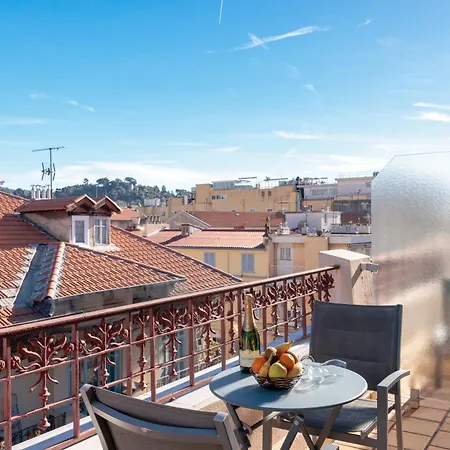 بيست ويسترن بلص ماسينا نيس