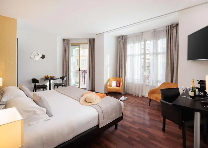 Western Massena Hotel