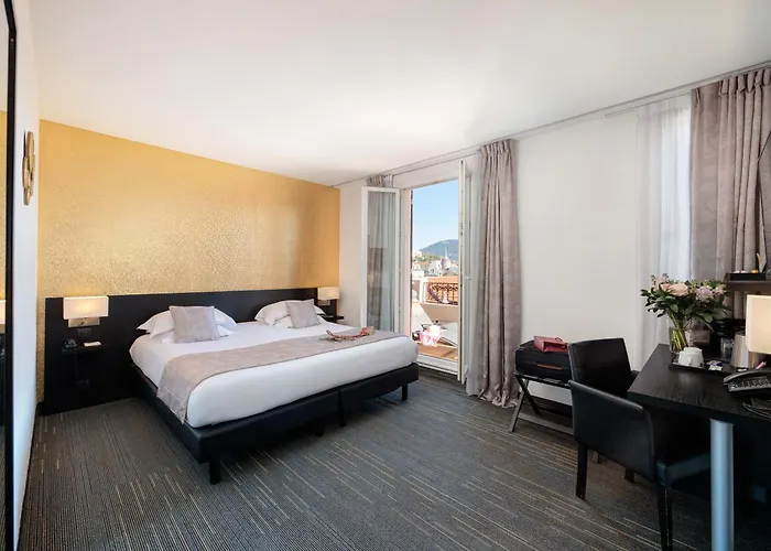 Western Massena 4* Nice